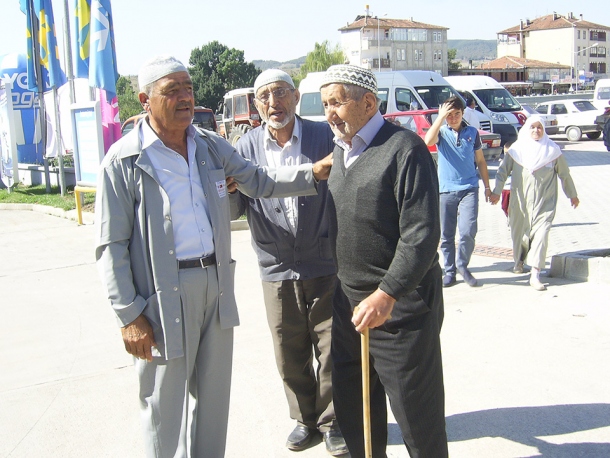 DIGITAL CAMERA